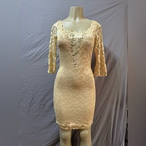$180 KIMIKAL BEIGE LACE BODY CON COCKTAIL OR EVENING DATE DRESS SIZE MEDIUM